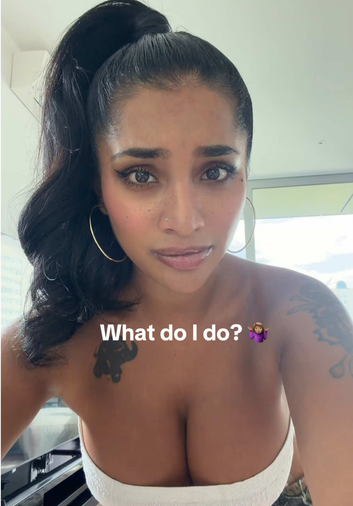 @Yasmina Khan