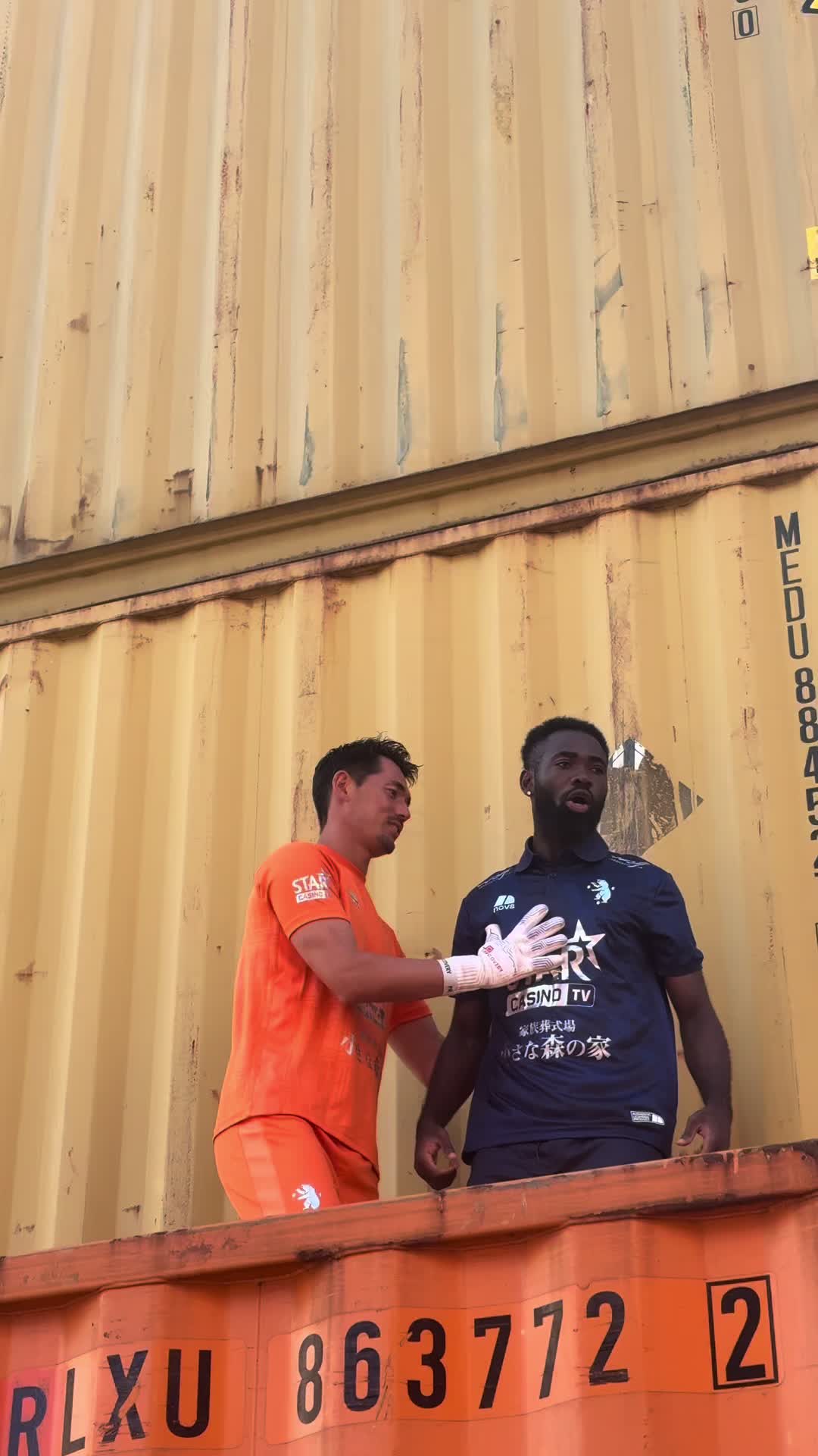 @K. Beerschot V.A.