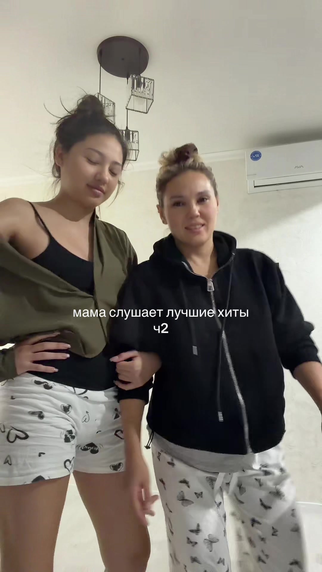 @KKK