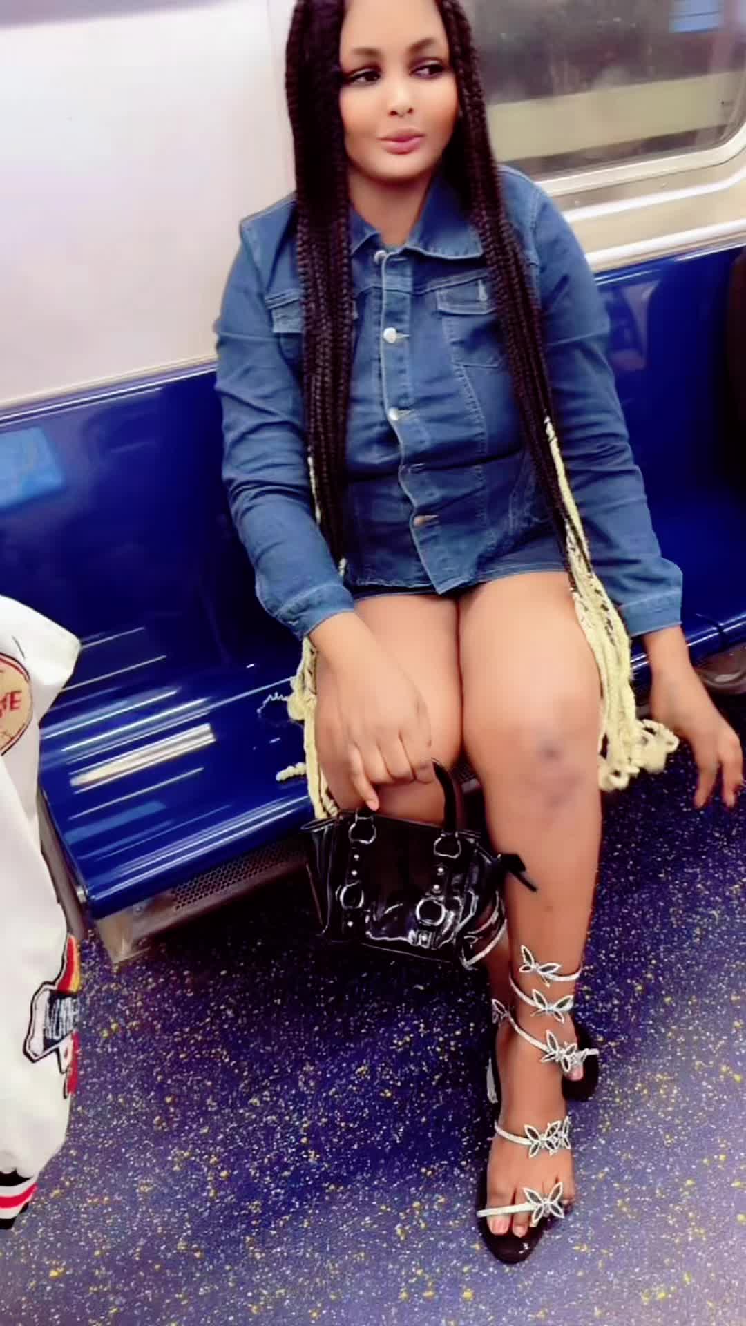 @Queen love🇨🇬🇭🇹🇺🇸