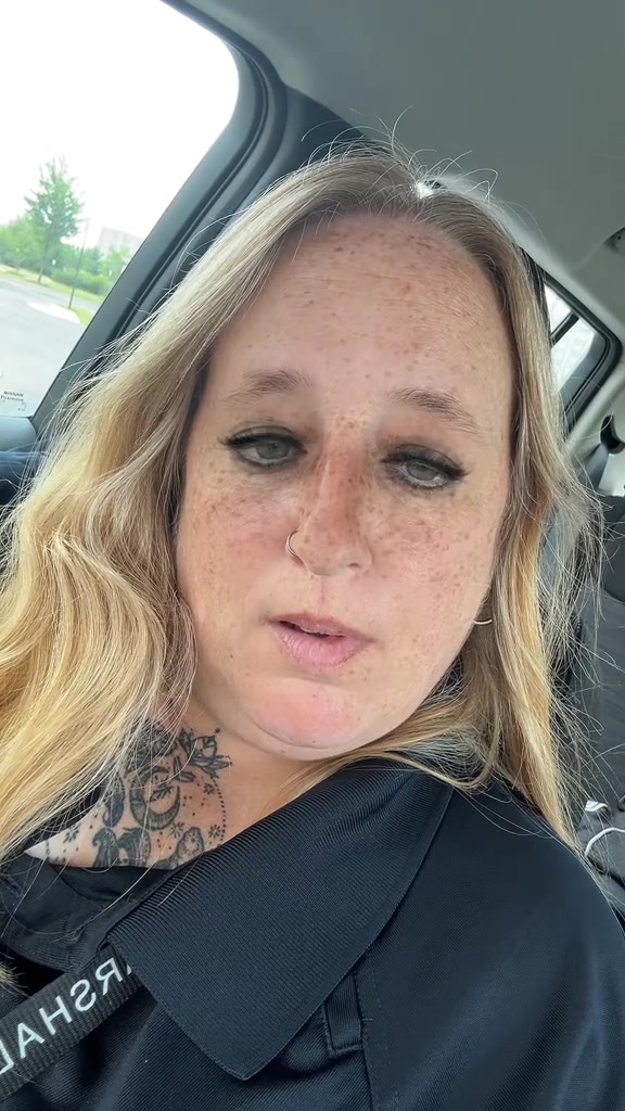 @🧡🤍🩷 just a lesbian🧡🤍🩷