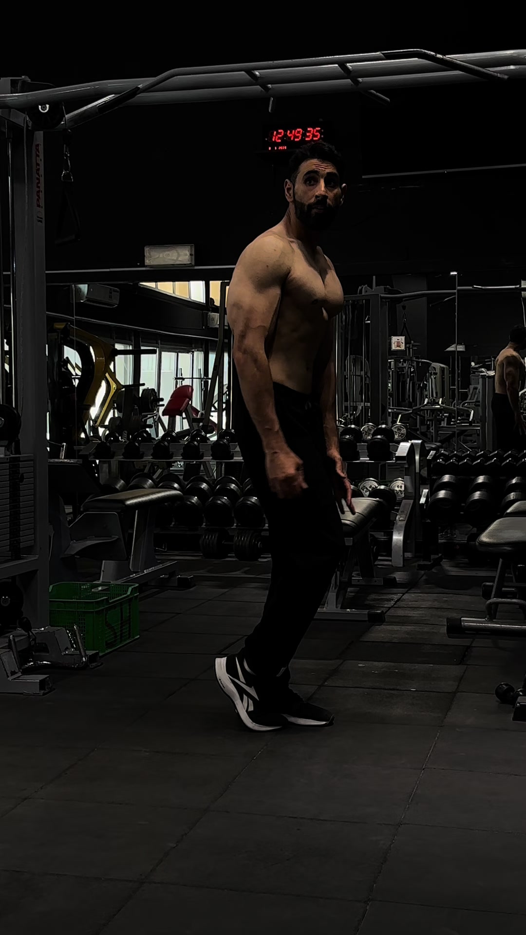 @Crazy Fit vlogs🦅