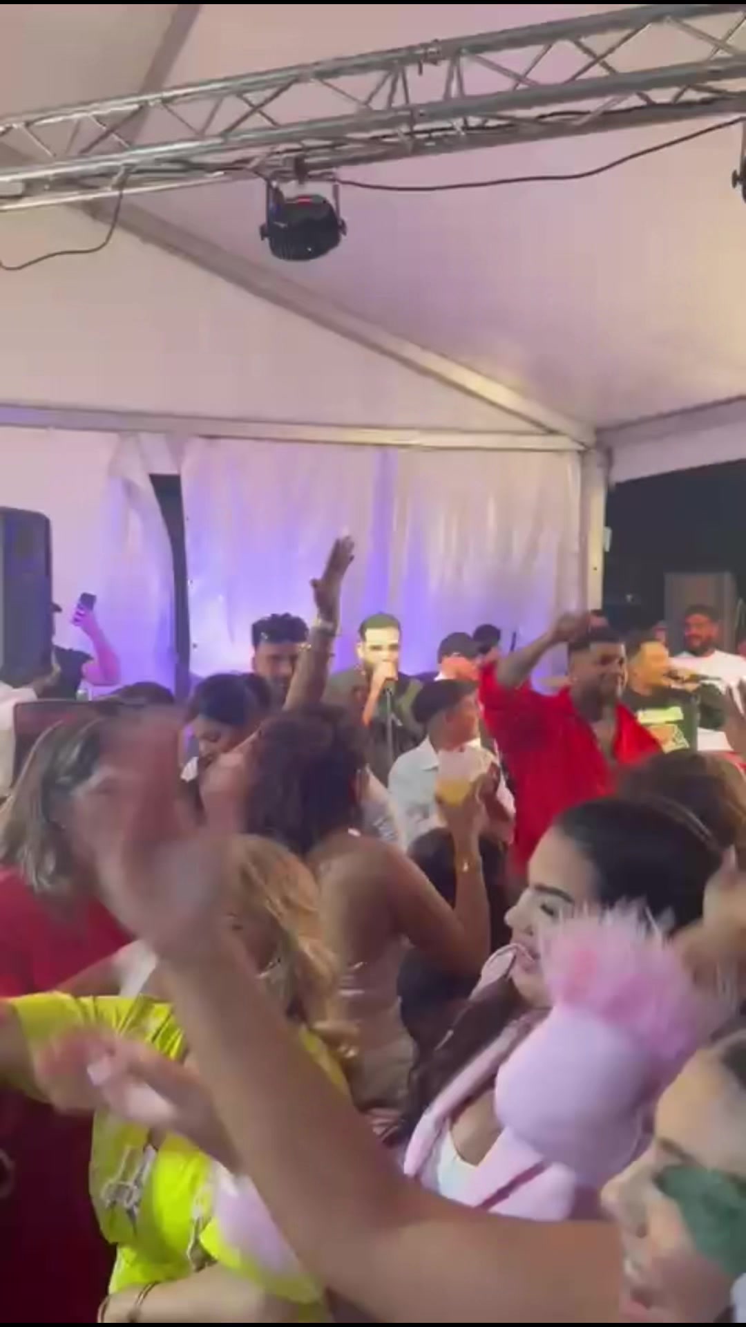 @Andrea Noé