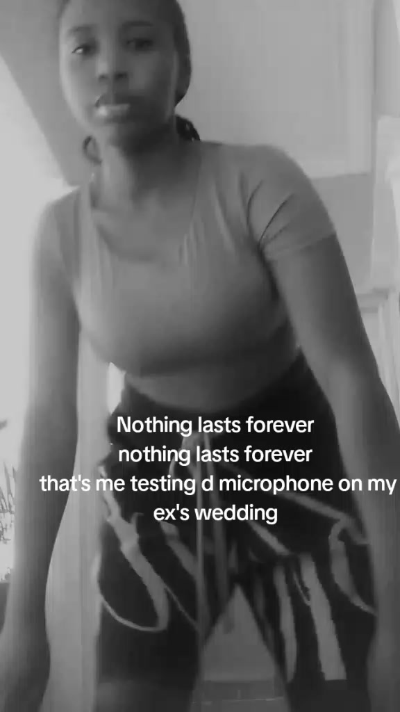 @Ella Bonet