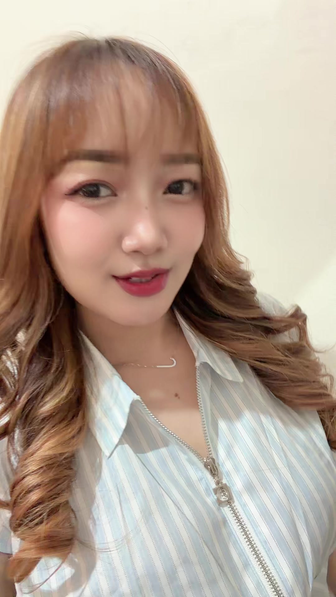 @juniskaa