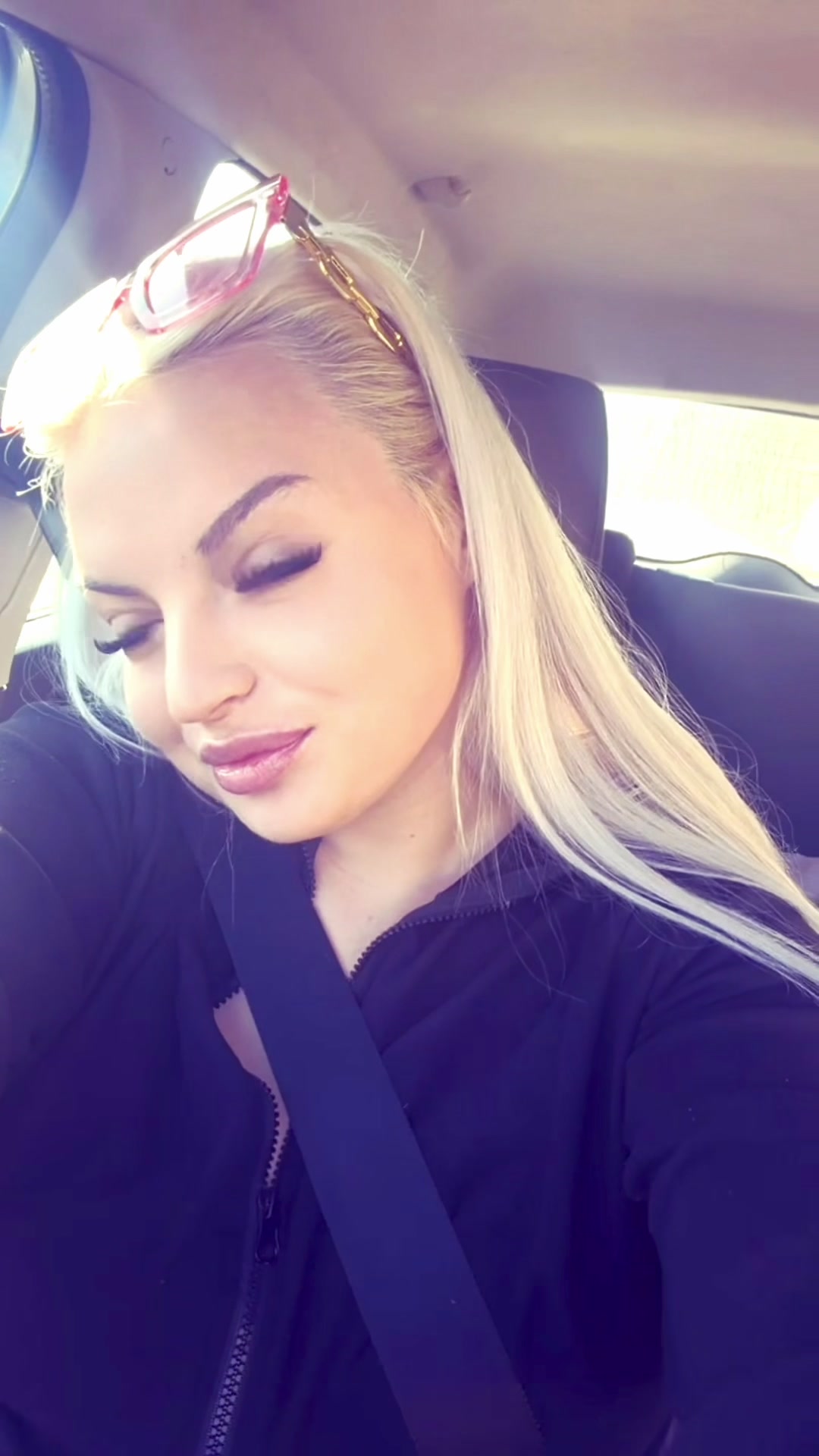@vaaalentina