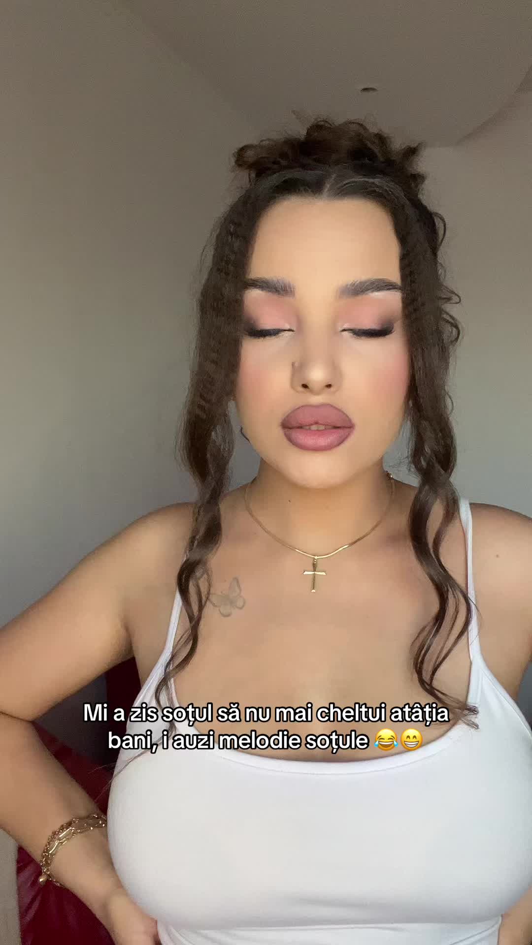 @Valentina Maria