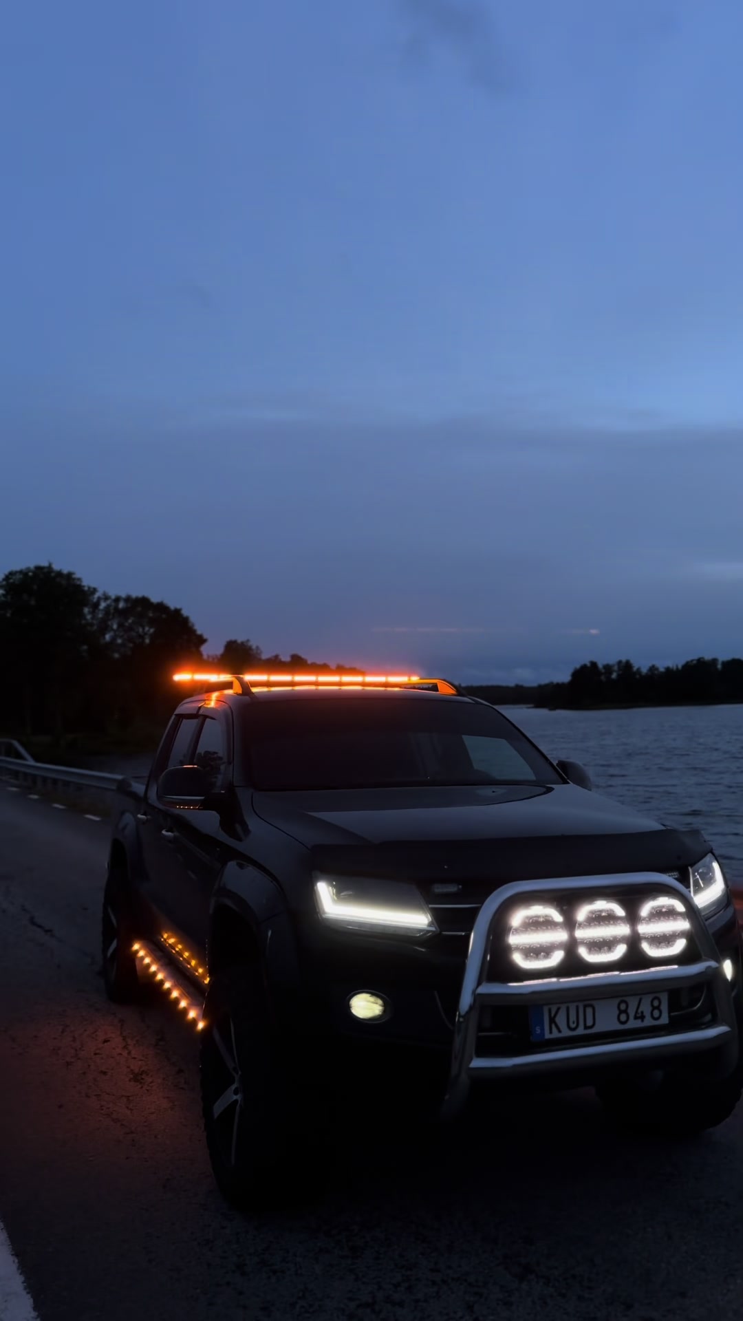 @🛻💨 🚓🚨👮♂️ • ovänner