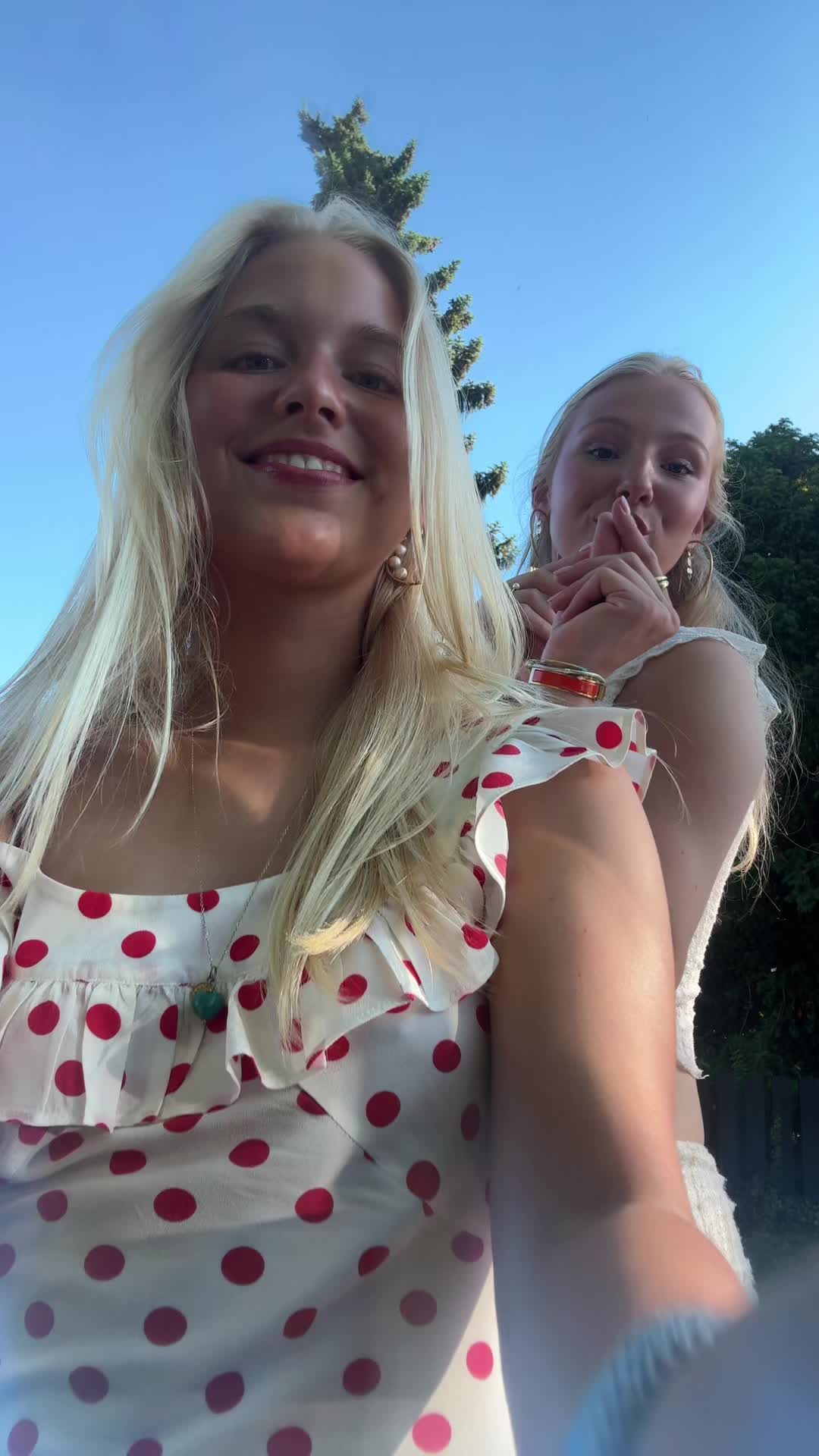 @Emma Rex ❤️🍏❤️🍏🎈