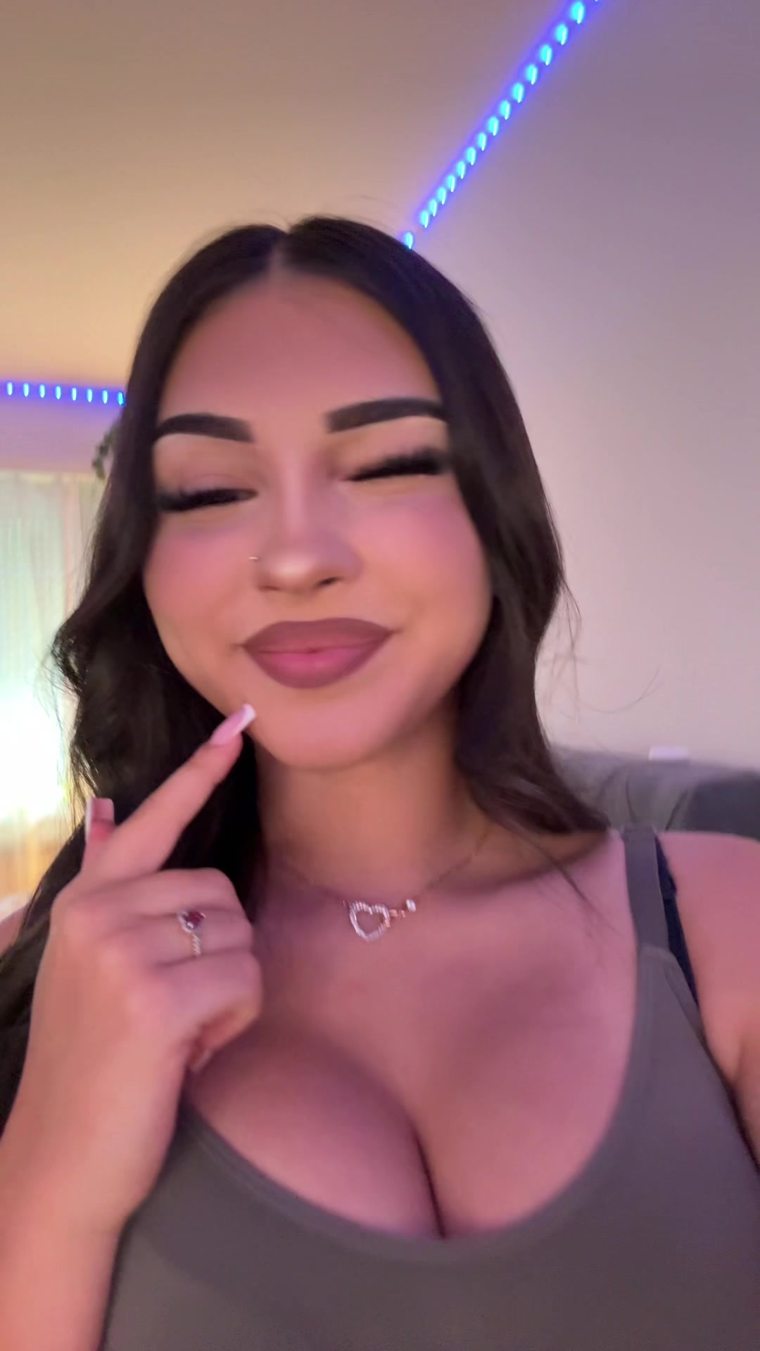 @Mayara