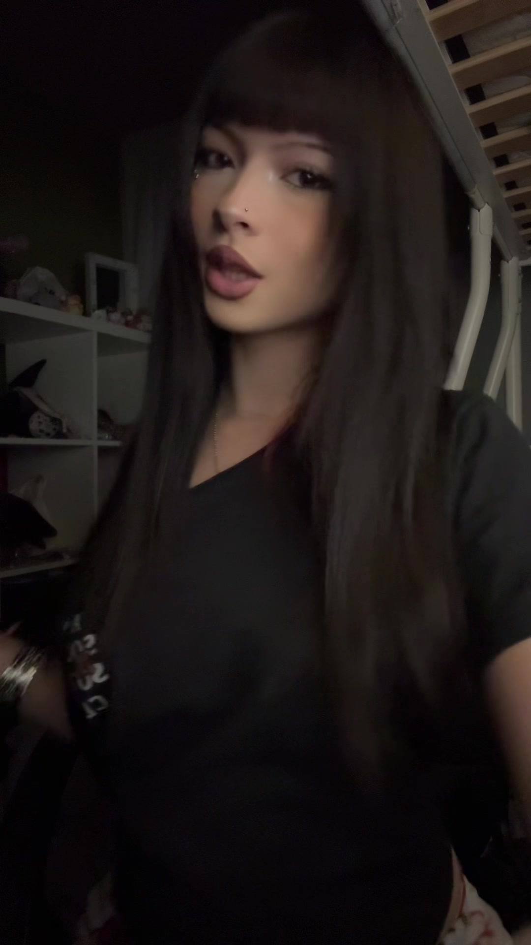 @𝑅𝑜𝑚𝑎𝑛𝑒 🇻🇳