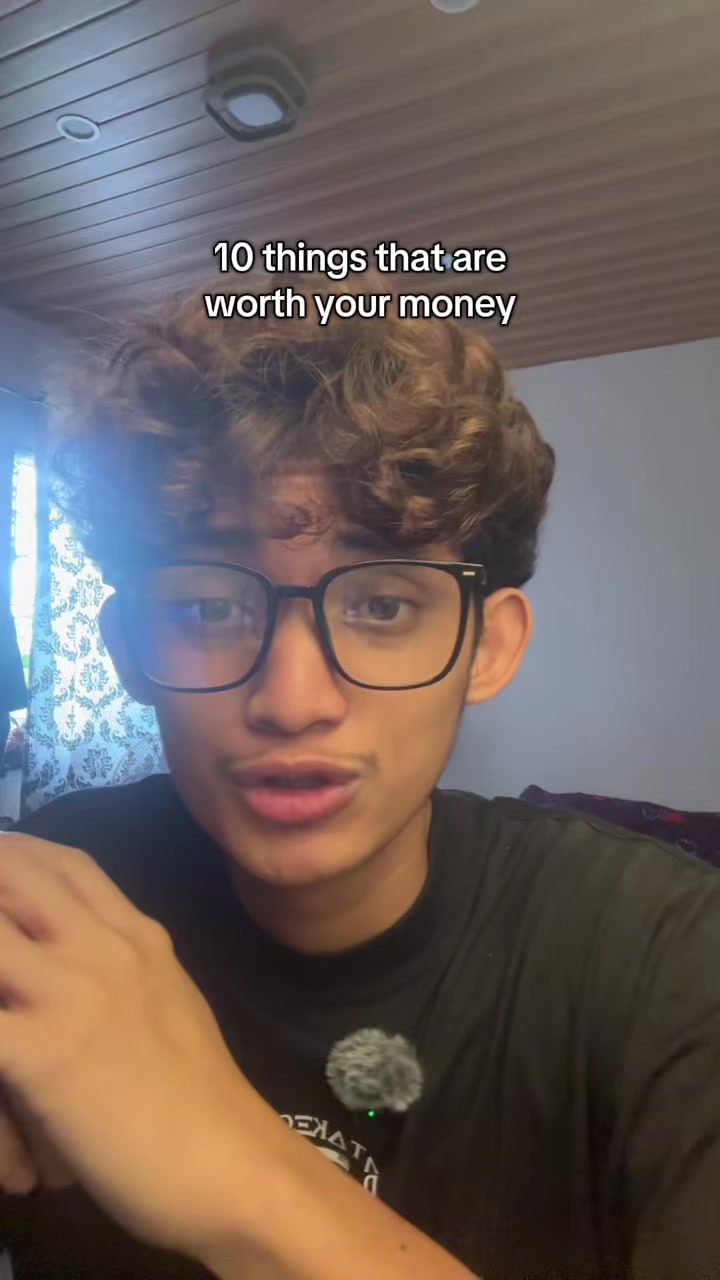 @Jhustine
