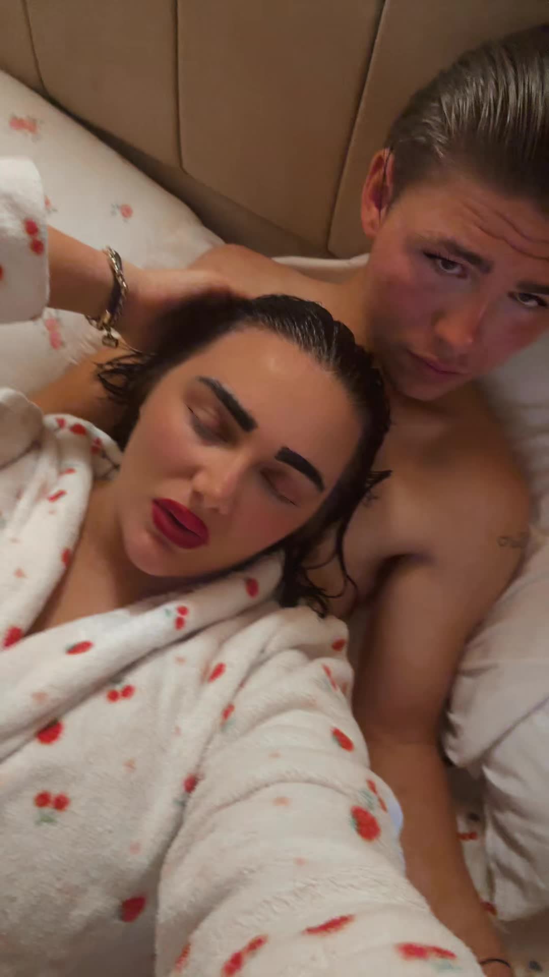 @Destinie