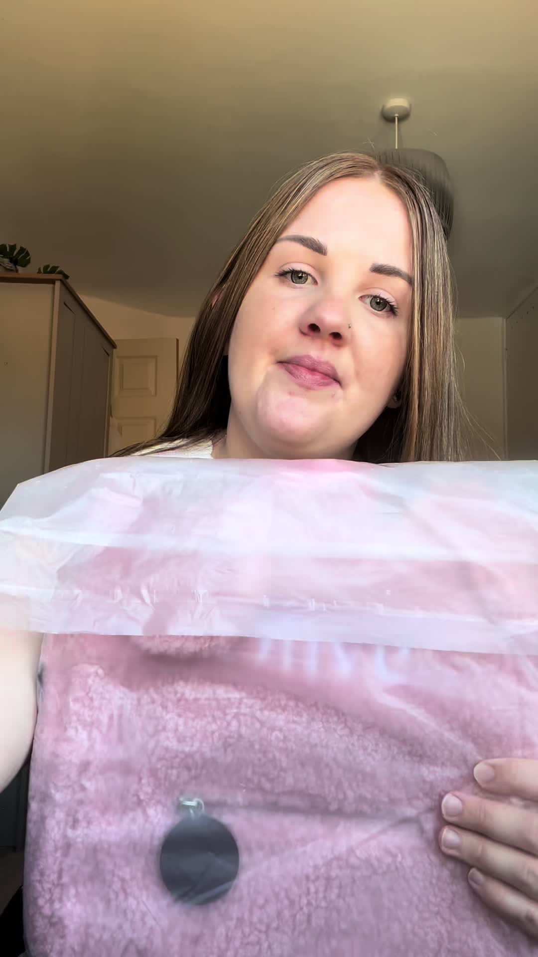 @elle_symmonds