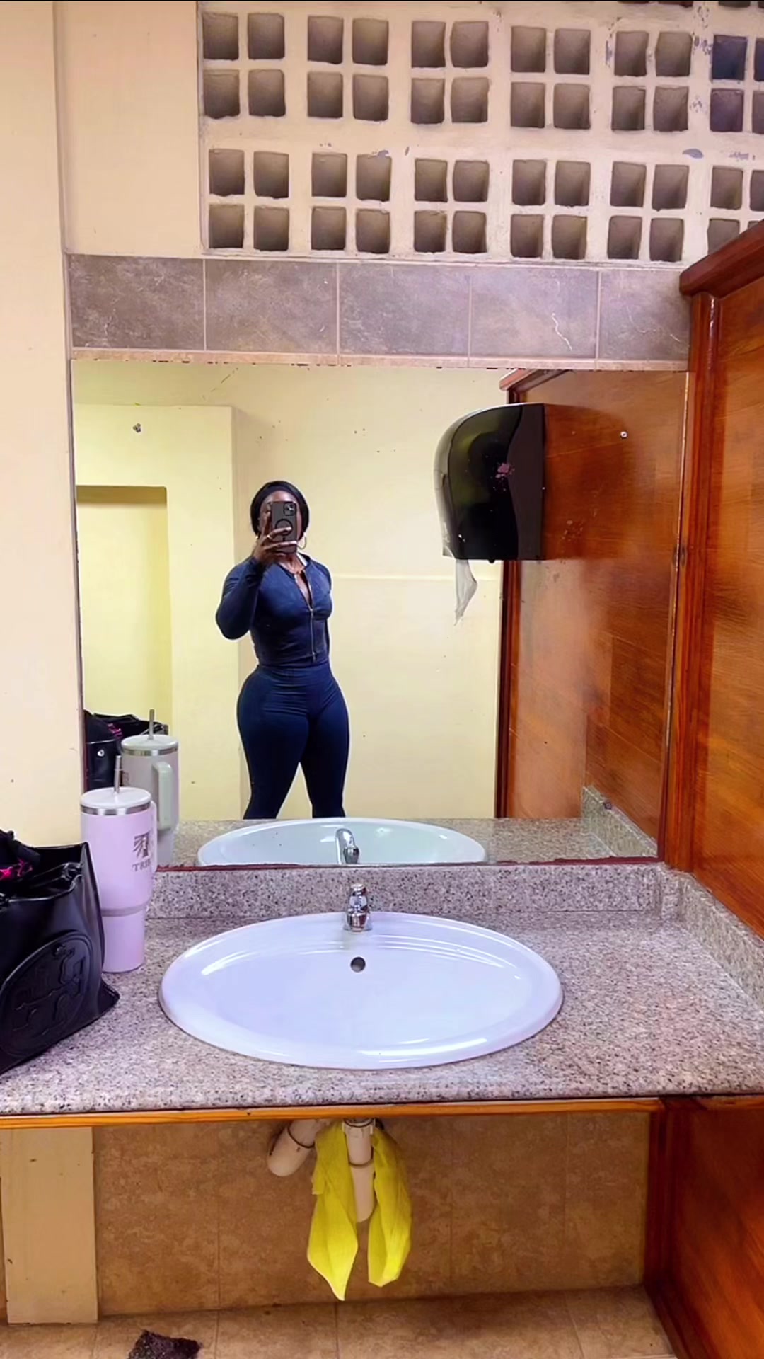 @SofitAmanda
