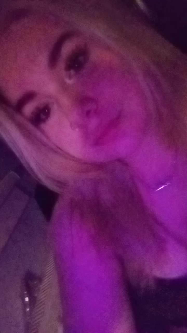 @Willow x