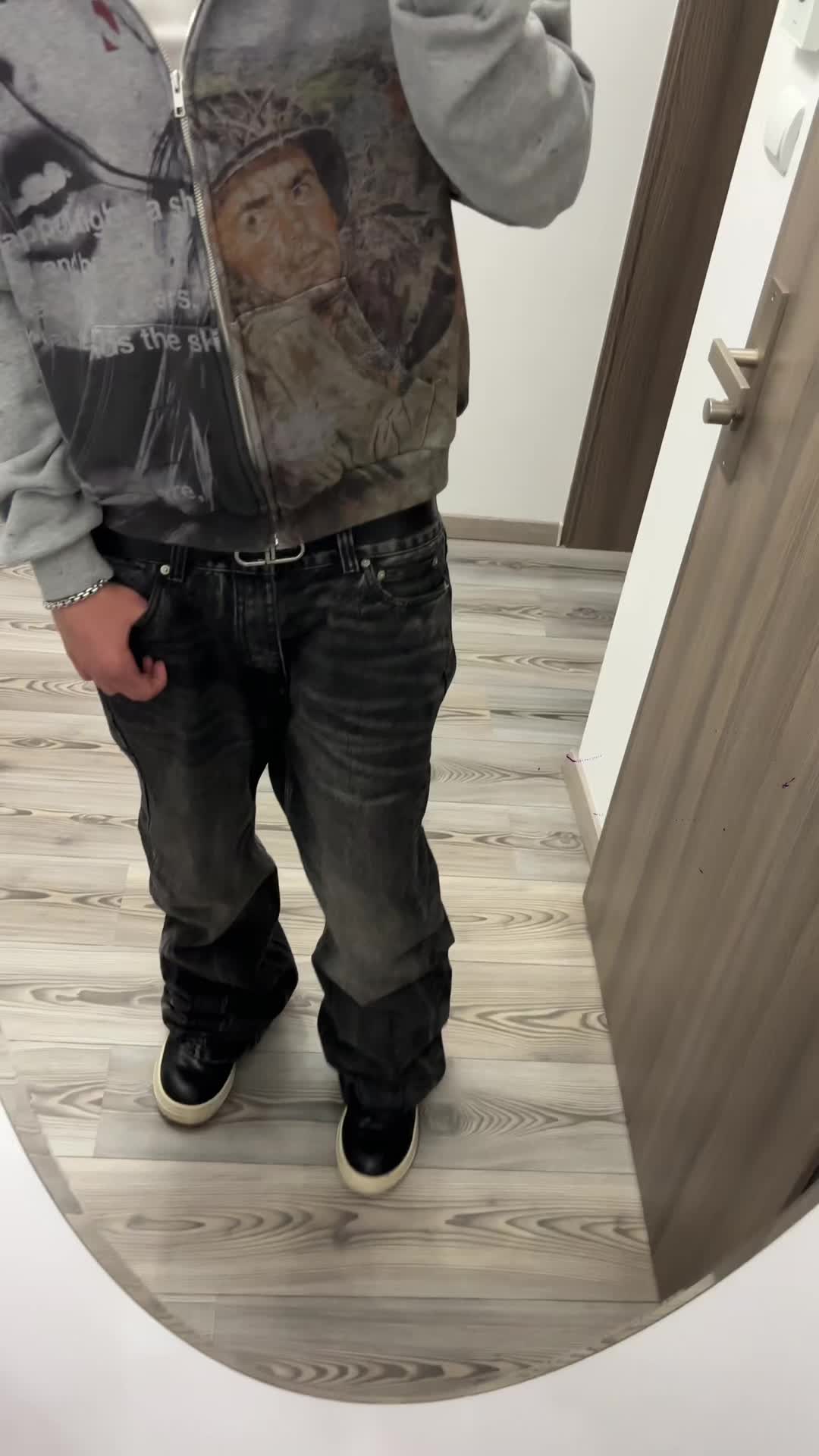 @hobbsfinds