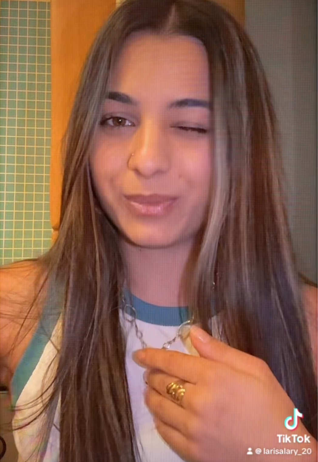 @Larisa