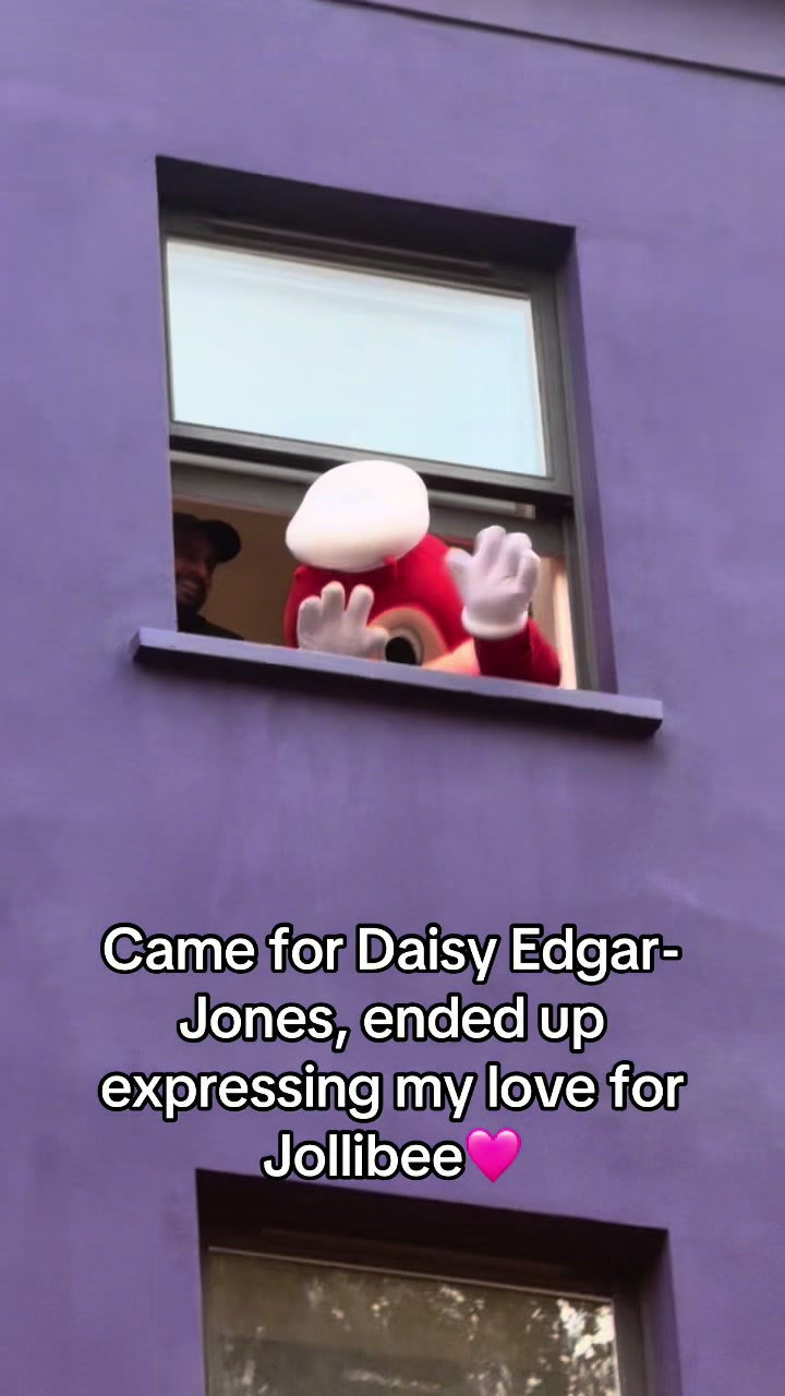 @TheProfessionalQueuer