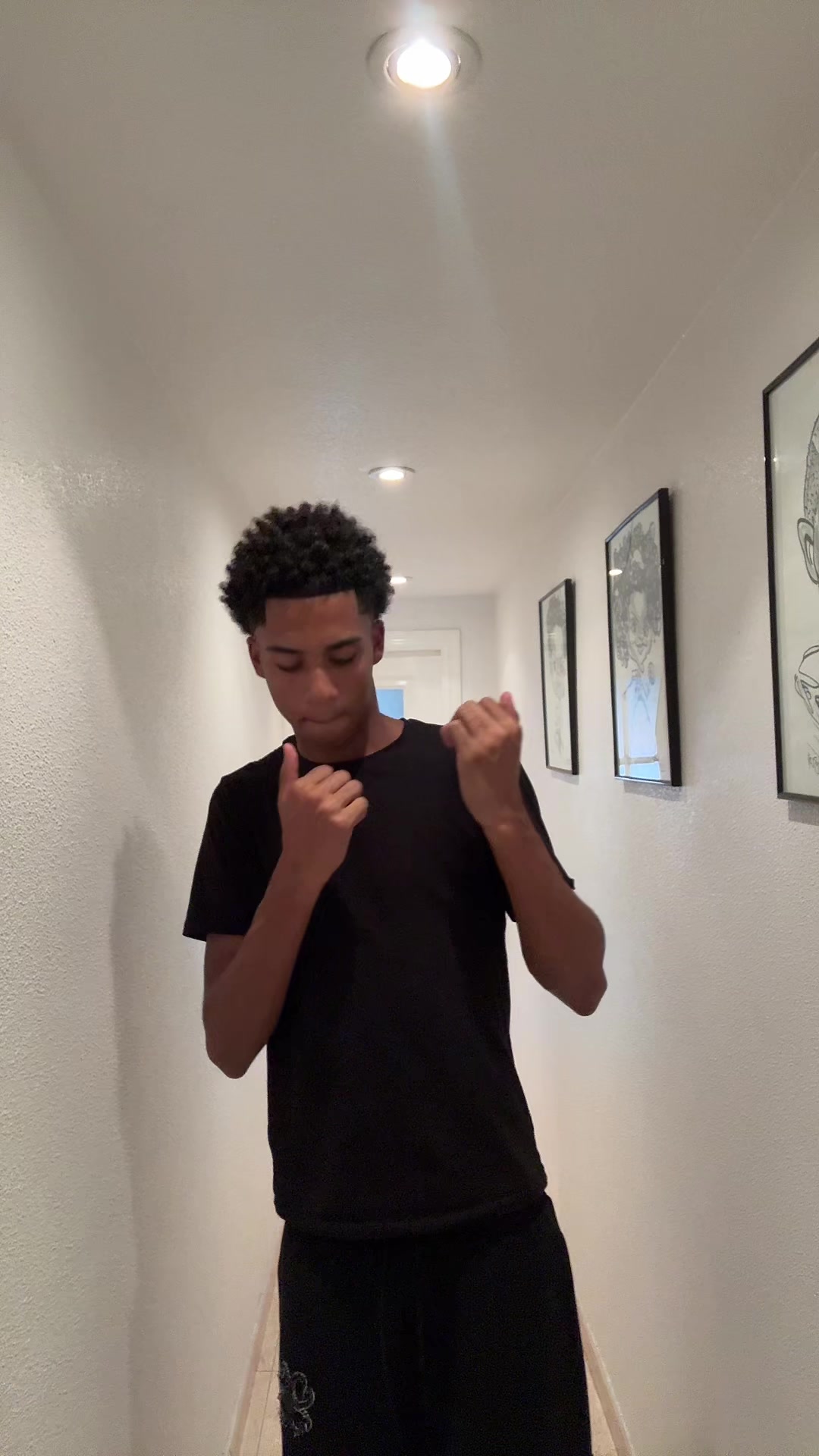@nhamix