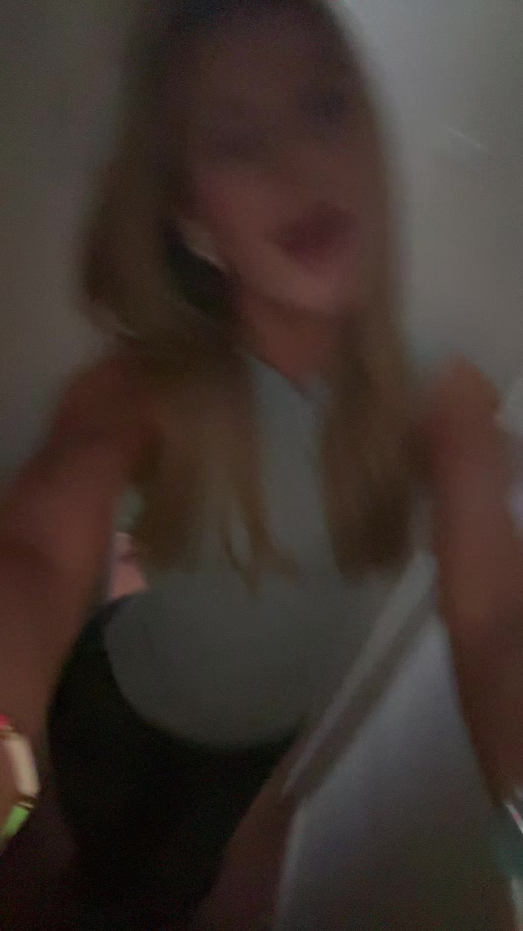 @Gracie ⊬