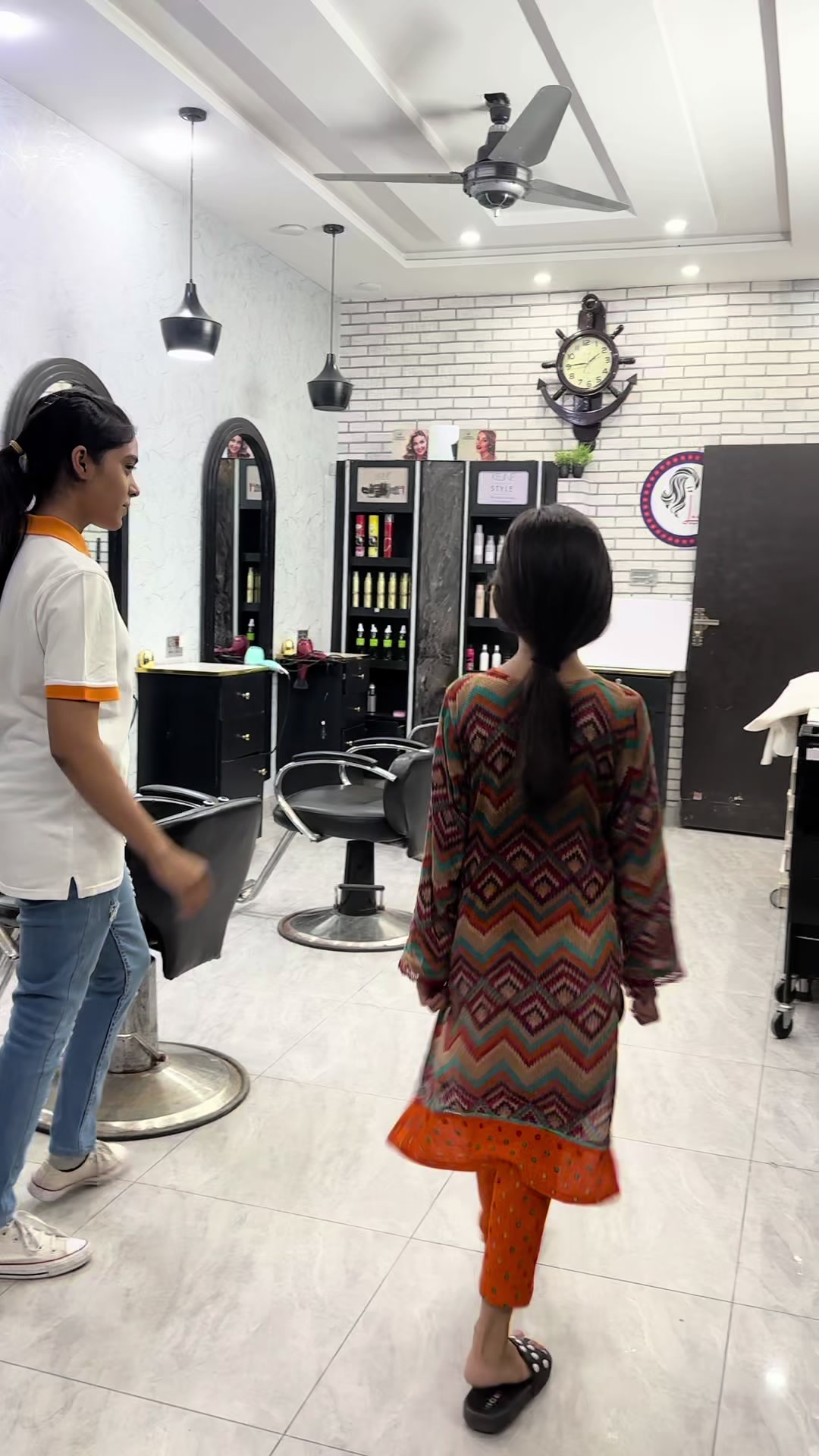 @lashesbeautyparlour