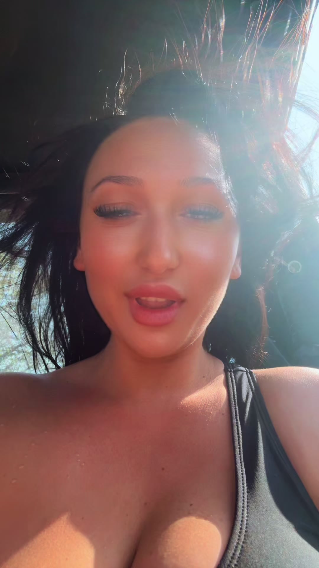 @TundikeMohacsi
