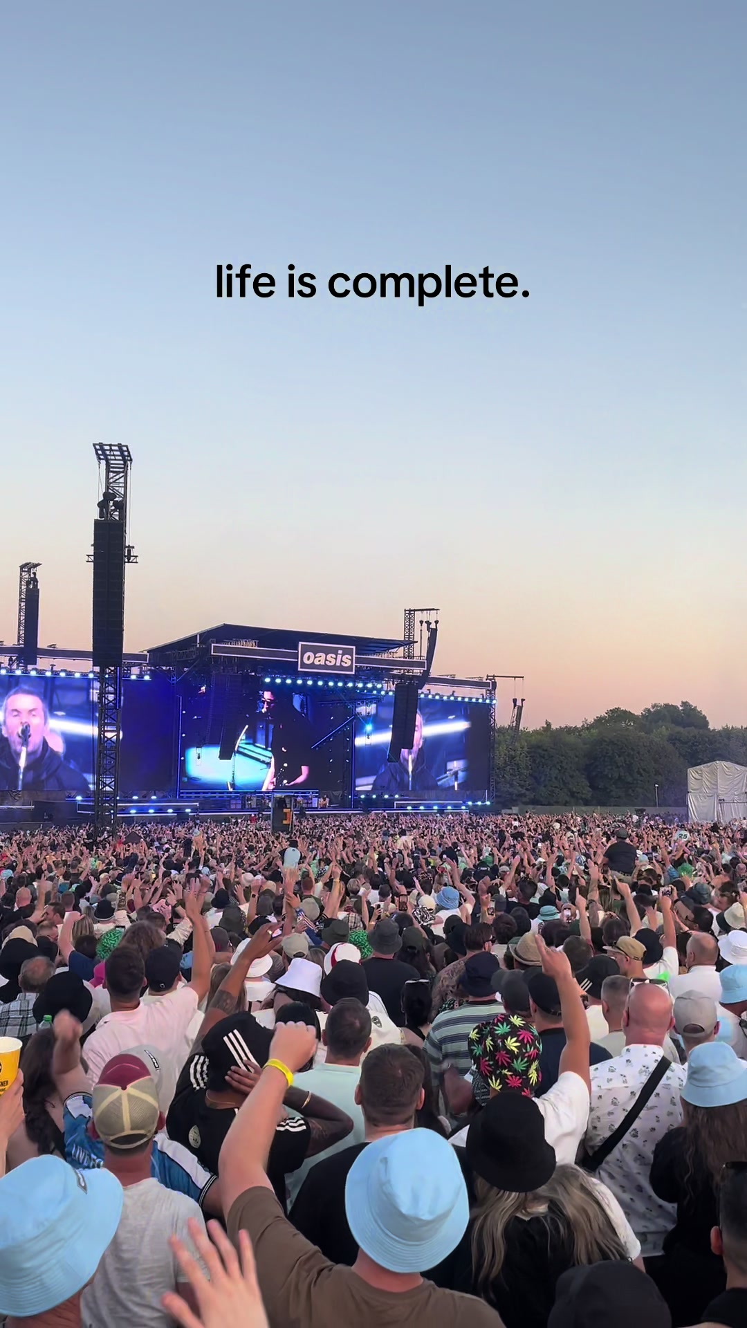 @jess 🍏🎸