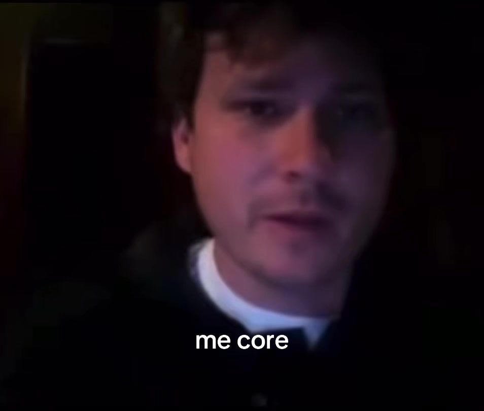 @𝔞𝔧🎶