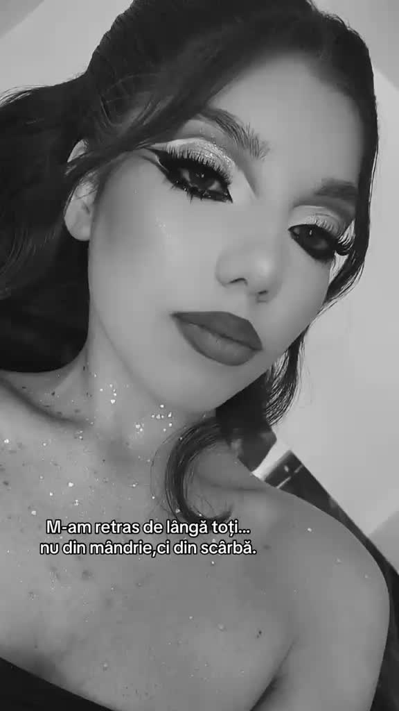 @_.izaaaa._