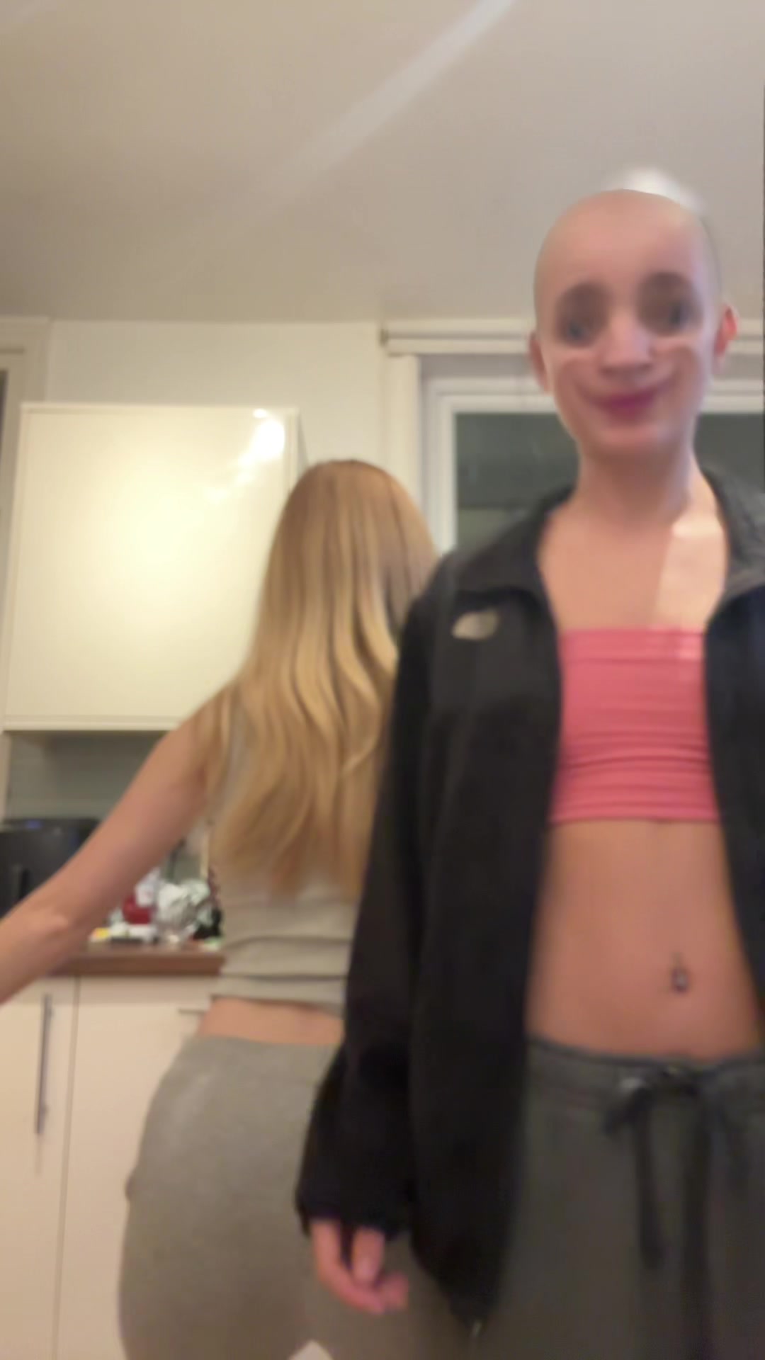 @Ella