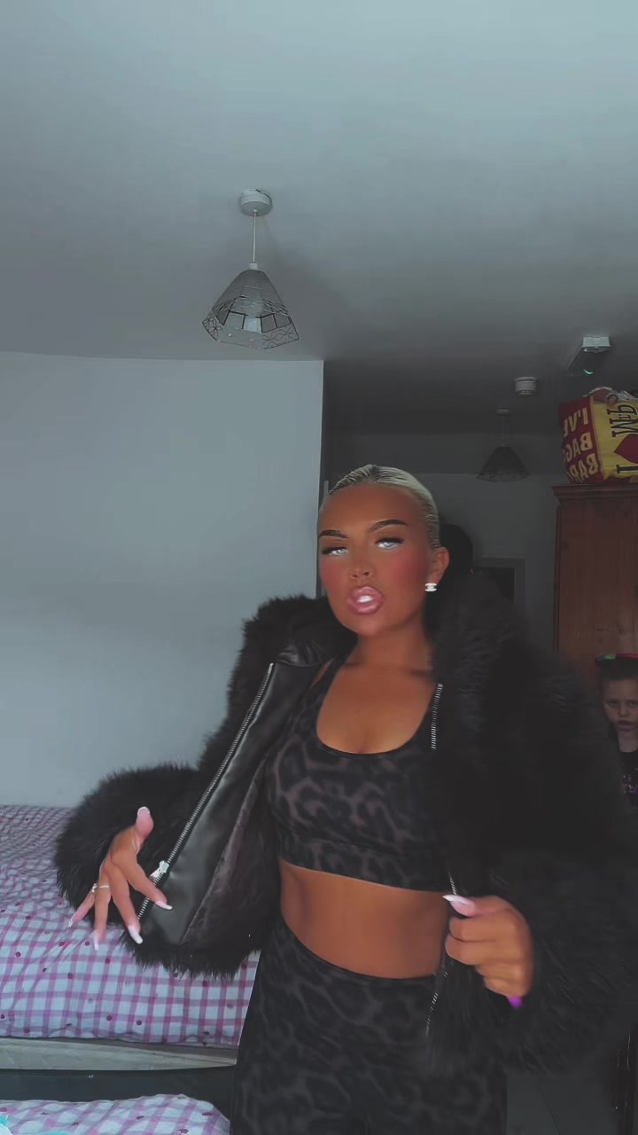 @KymBernadetteSmith🌸