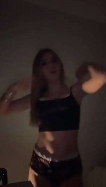 @Lꨄ
