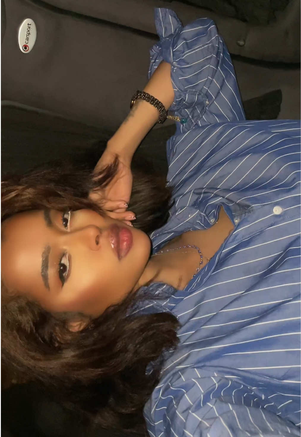 @Angela_afro444