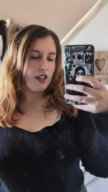@TeeTalia<3