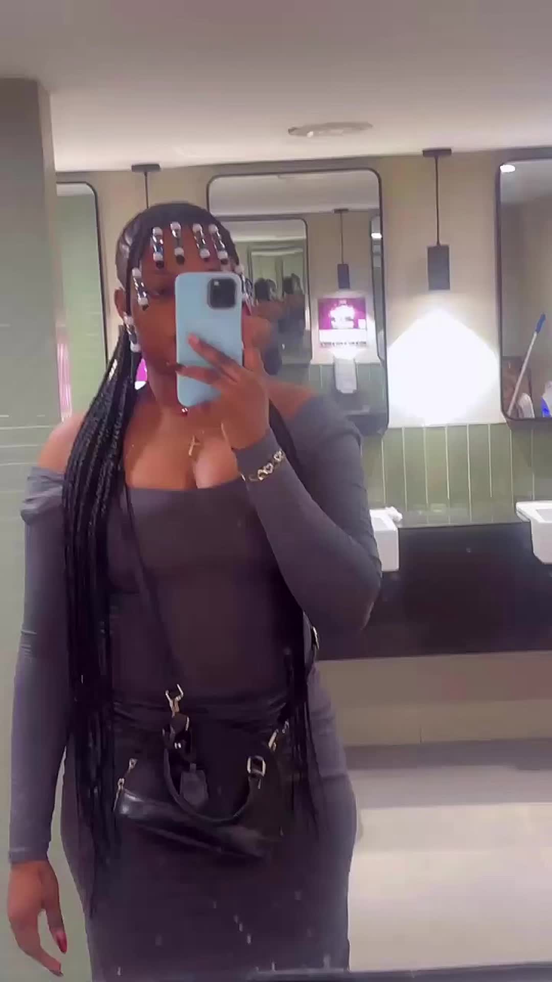 @Ijeoma 🥰