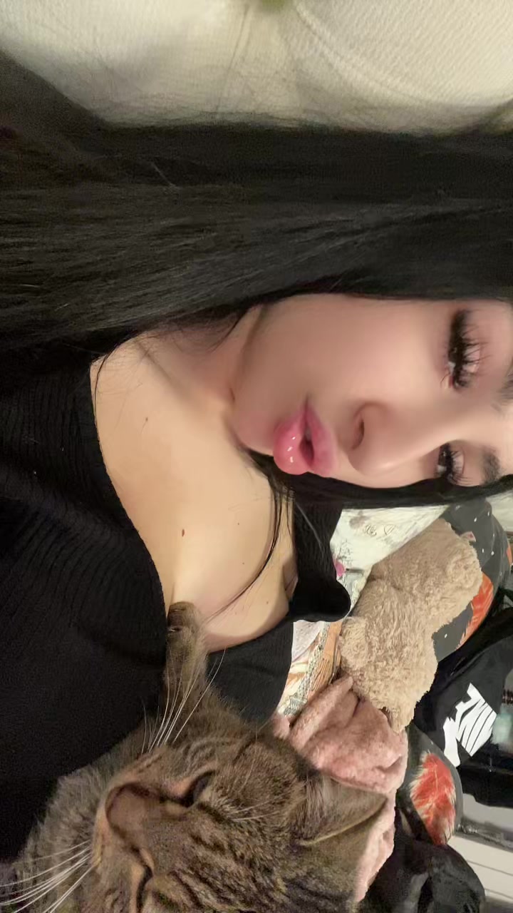 @77cataleya