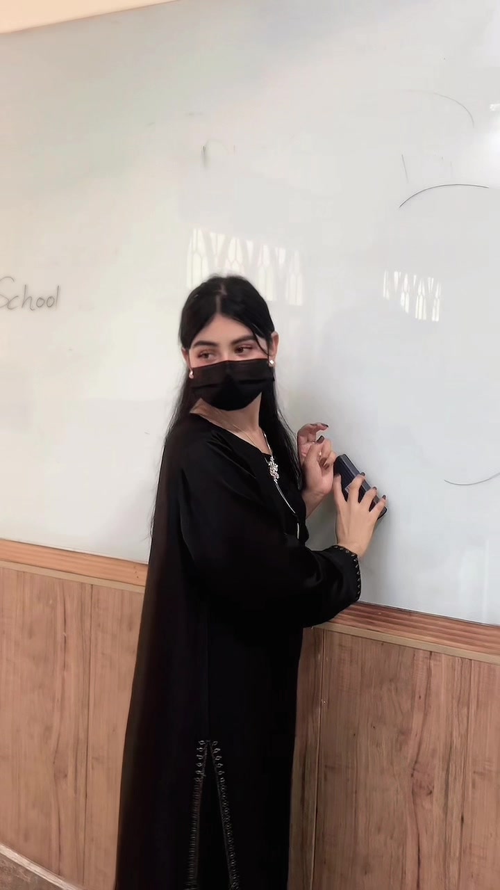 @𝙈𝙚𝙚𝙧𝙪𝙨✨