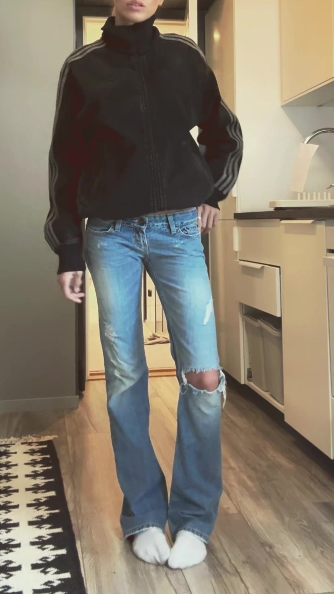 @Tinlesell.se