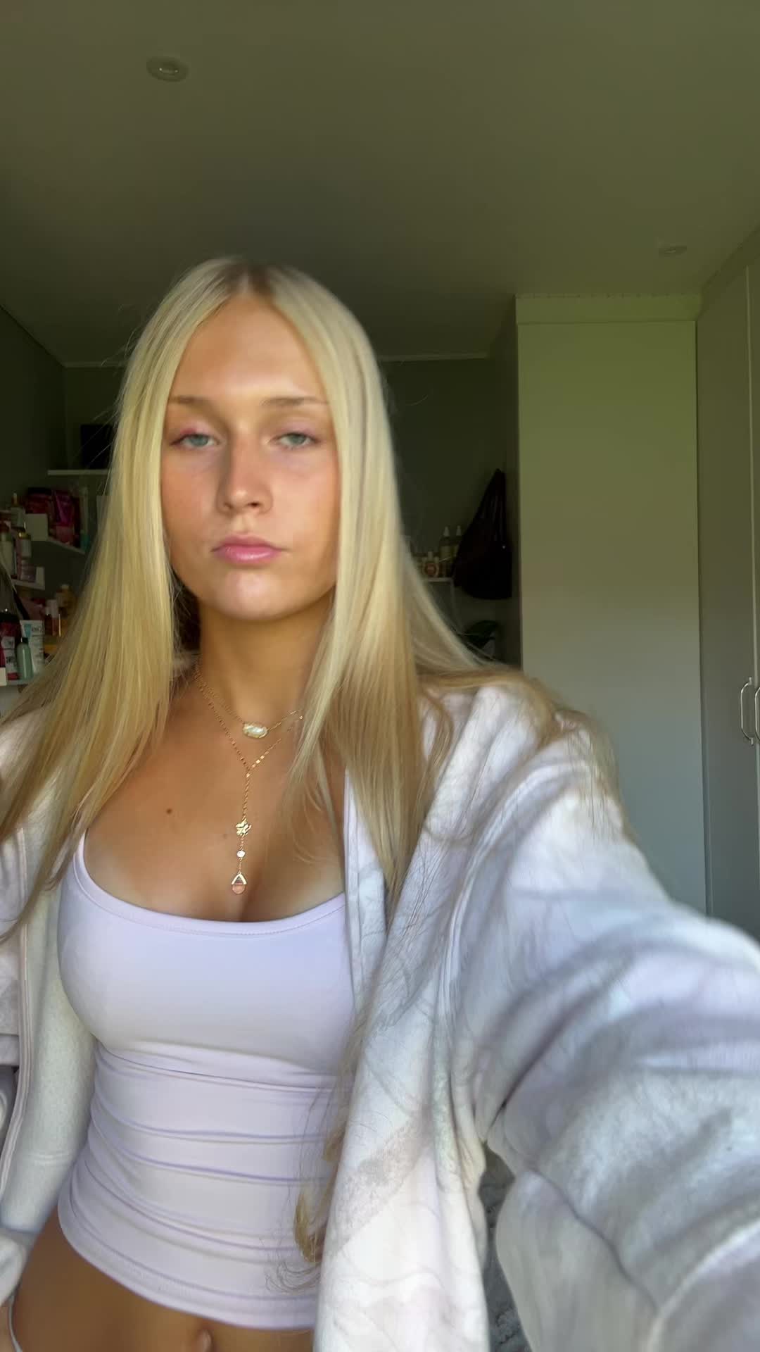 @elodie