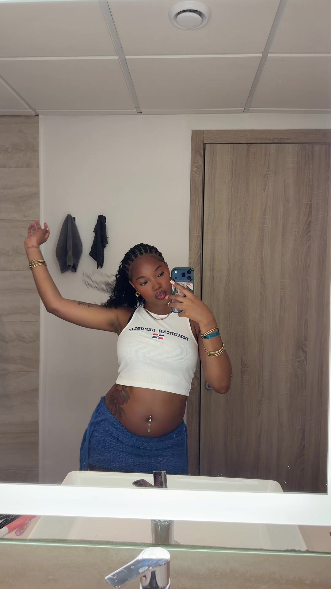 @AliyanaaaH_