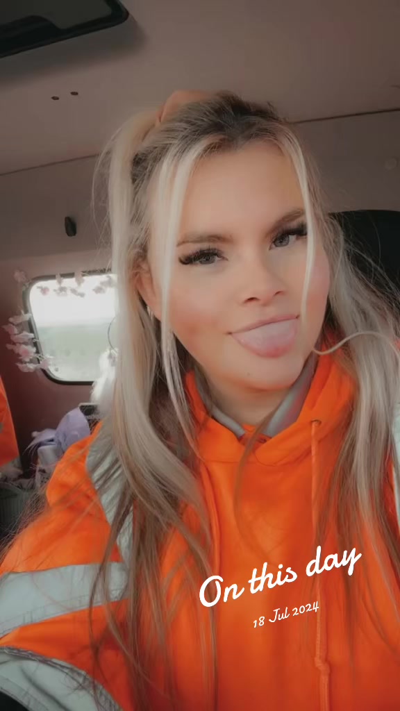 @MISS__LOST