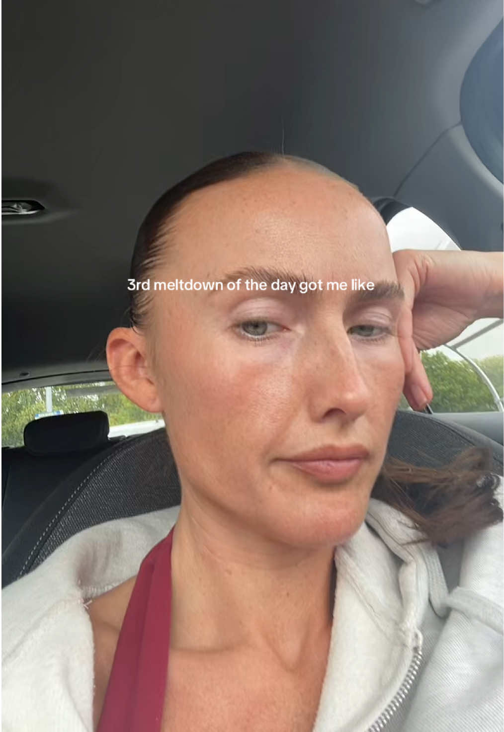 @Notzoe.