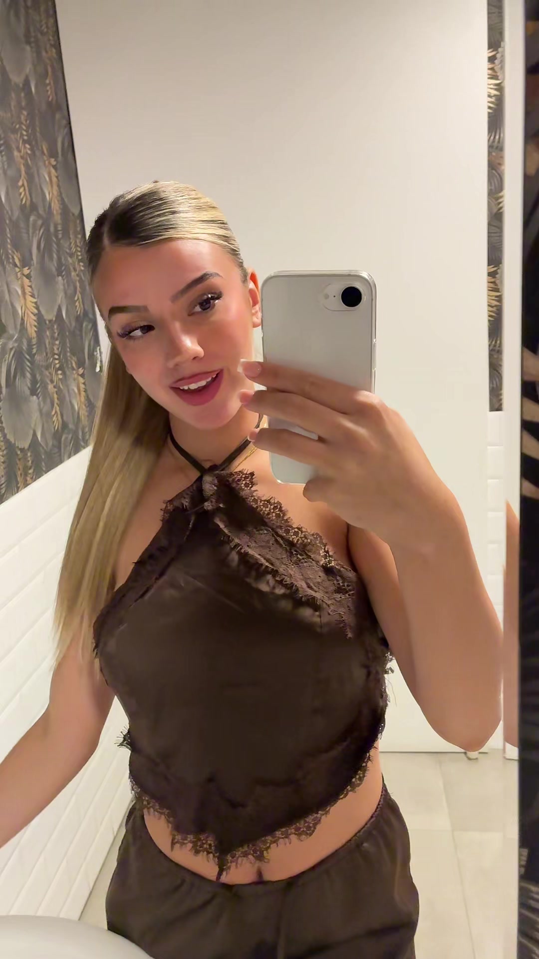 @evit&alpha;