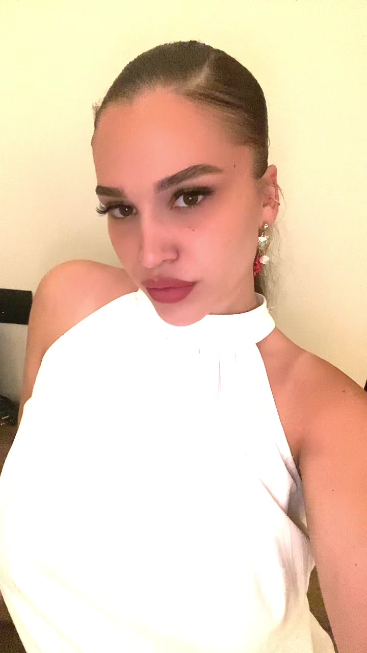 @éva