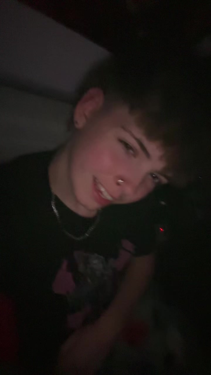 @✟