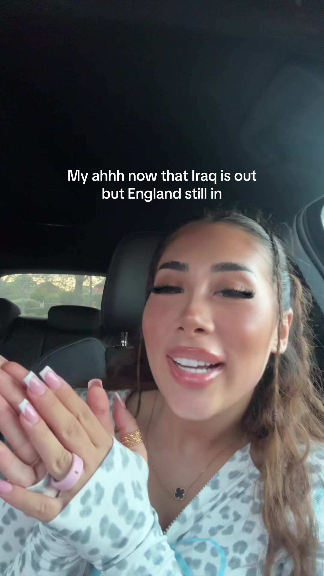 @zahra 👑