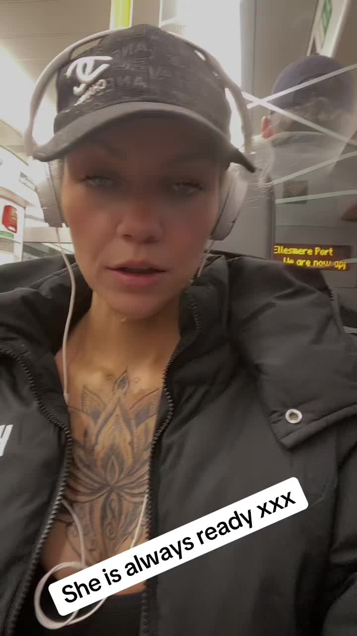 @KirstyCoxxies😈🌶️