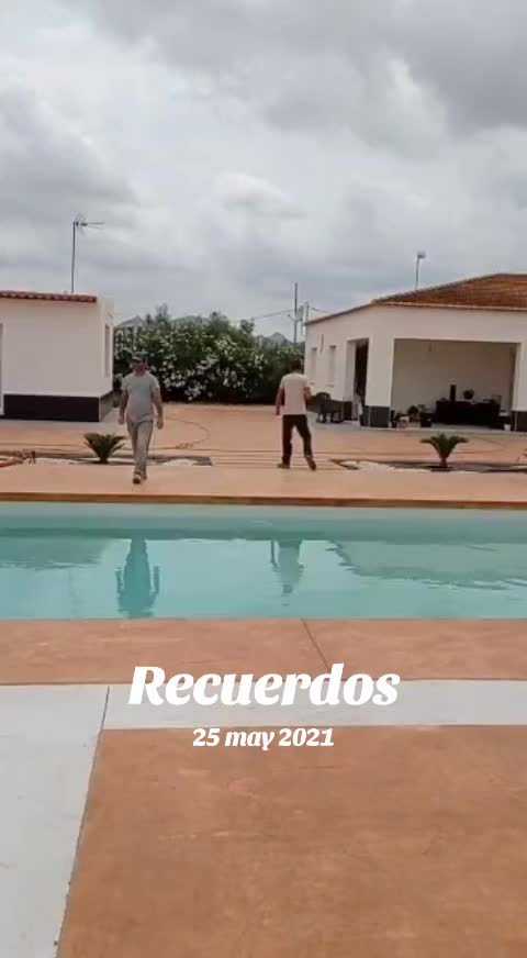 @laferrarilamercedes