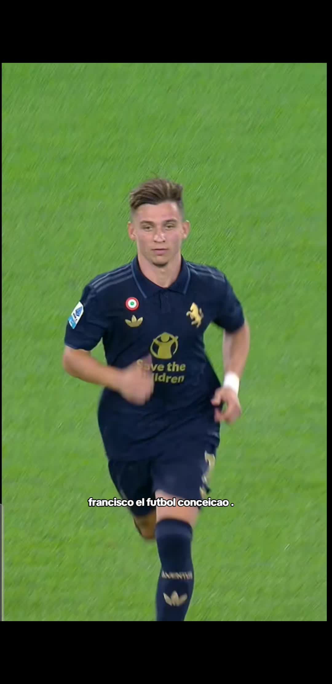 @Juveee🤍🖤